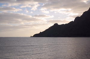 Kahana Bay, looking back in the general direction of Crouching Lion.